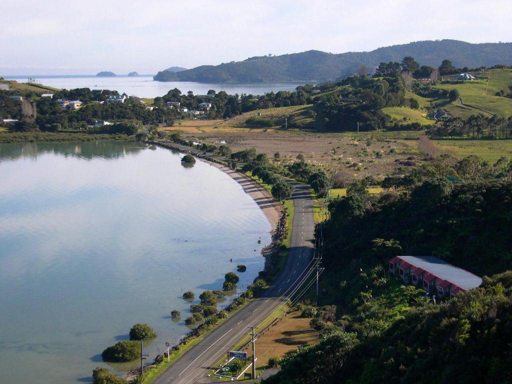 Coromandel Harbour View Motel מראה חיצוני תמונה